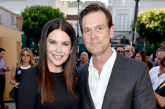 Lauren Graham (L) and her husband actor Peter Krause arrive at the premiere of Warner Bros. Pictures and Metro-Goldwyn-Mayer Pictures' 'Max'