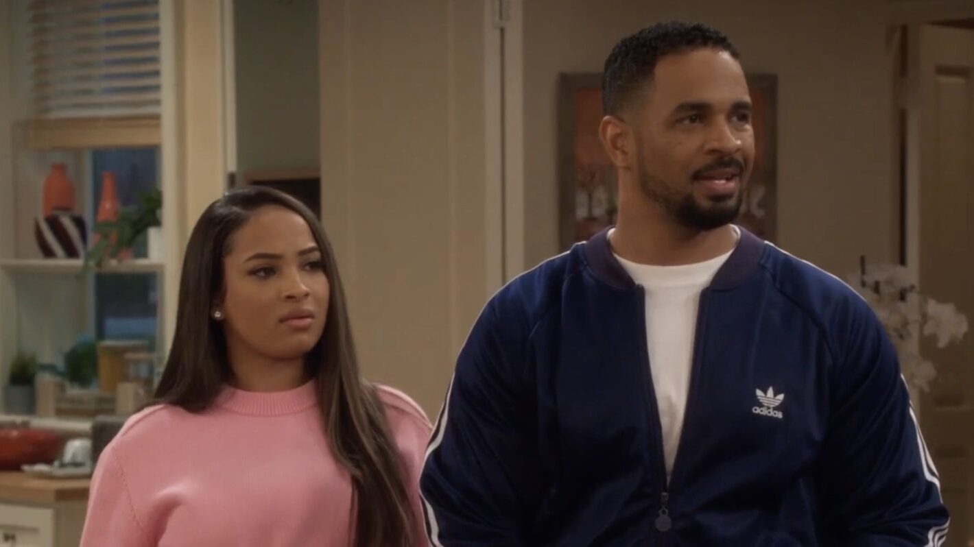 Amara Wayans and Damon Wayans Jr. in 'Poppa's House' Season 1 Episode 17 - 'Babygirl'