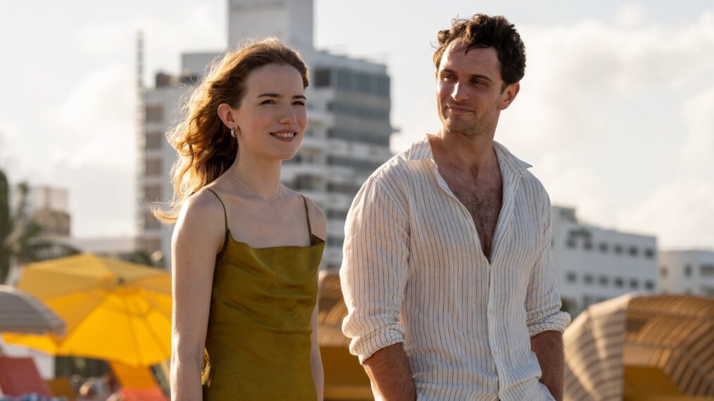 Willa Fitzgerald as Danny Simms and Colin Woodell as Xander Phillips in Episode 110 of Pulse