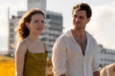 Willa Fitzgerald as Danny Simms and Colin Woodell as Xander Phillips in Episode 110 of Pulse