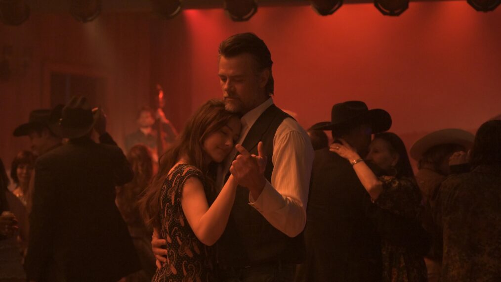 Minka Kelly as Quinn and Josh Duhamel as Staten in 'Ransom Canyon' Season 1 Episode 3