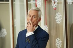 John Slattery smoking in Mad Men - 'The Doorway'