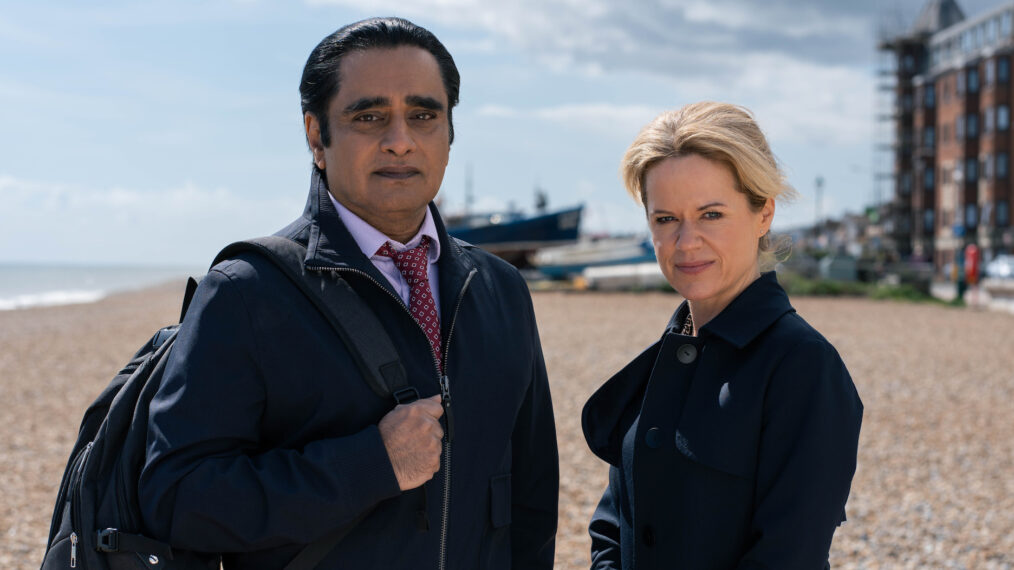 Sunny Khan (Sanjeev Bhaskar), Jess James (Sinéad Keenan) in 'Unforgotten' Season 6