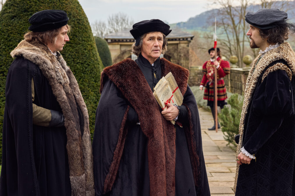 Tom Mothersdale (Richard Riche), Mark Rylance (Thomas Cromwell), Harry Melling (Thomas Wriothesley) in 'Wolf Hall: The Mirror and the Light' Episode 3 - 'Defiance'