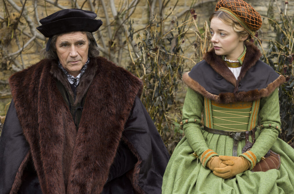 Mark Rylance (Thomas Cromwell), Ellie de Lange (Jenneke) in 'Wolf Hall: The Mirror and the Light' Episode 4 - 'Jenneke'