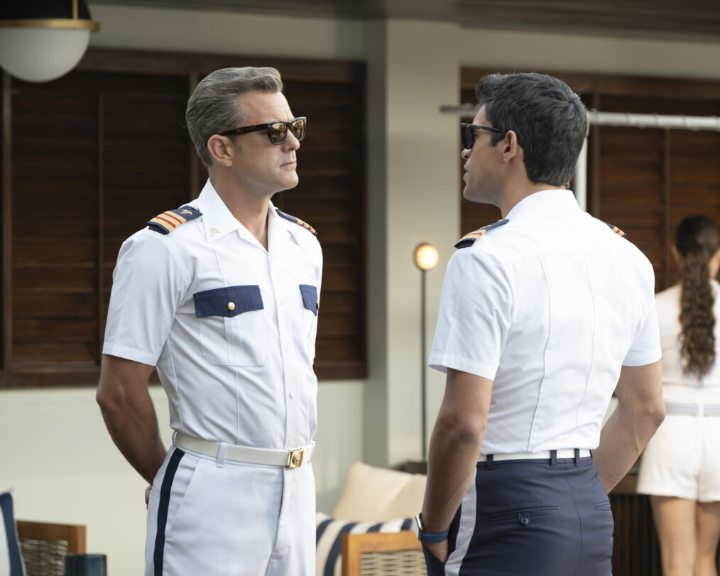 Joshua Jackson and Sean Teale in Doctor Odyssey - Crew Week