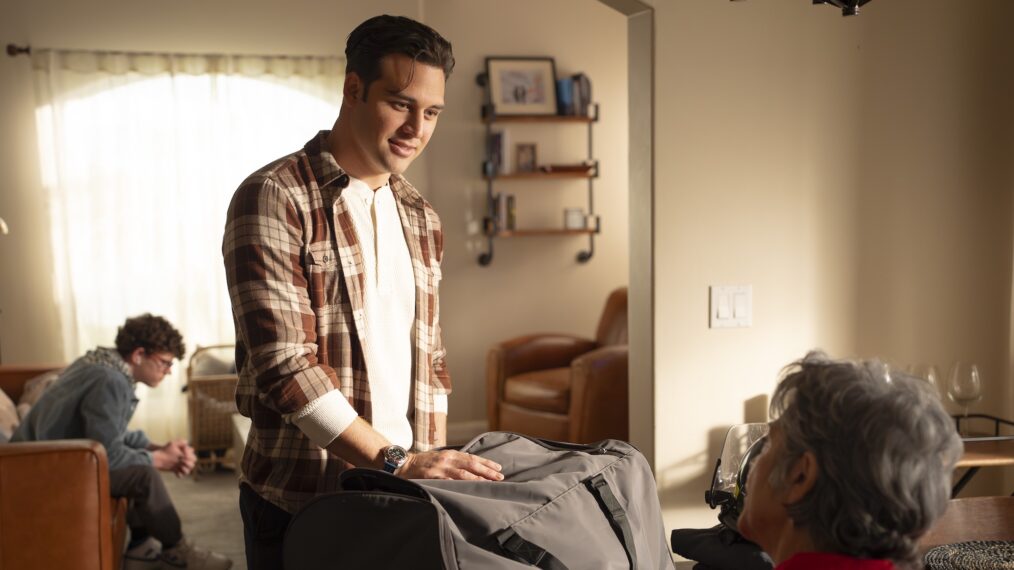 Ryan Guzman as Eddie — '9-1-1' Season 8 Finale 