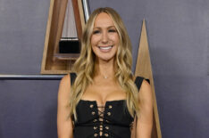 Nikki Glaser attends the 2025 American Music Awards at Fontainebleau Las Vegas on May 26, 2025 in Las Vegas