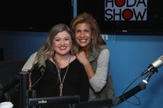 Kelly Clarkson is a guest on 'The Hoda Show' on Today Show Radio at SiriusXM Studios on October 5, 2016 in New York City
