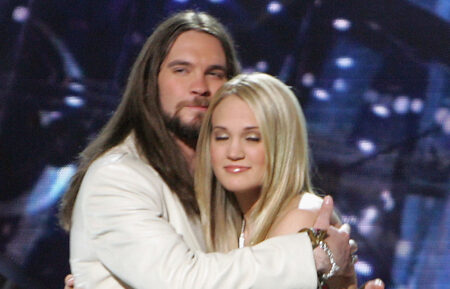 Finalists Bo Bice (L) and Carrie Underwood (R) appear onstage at the 