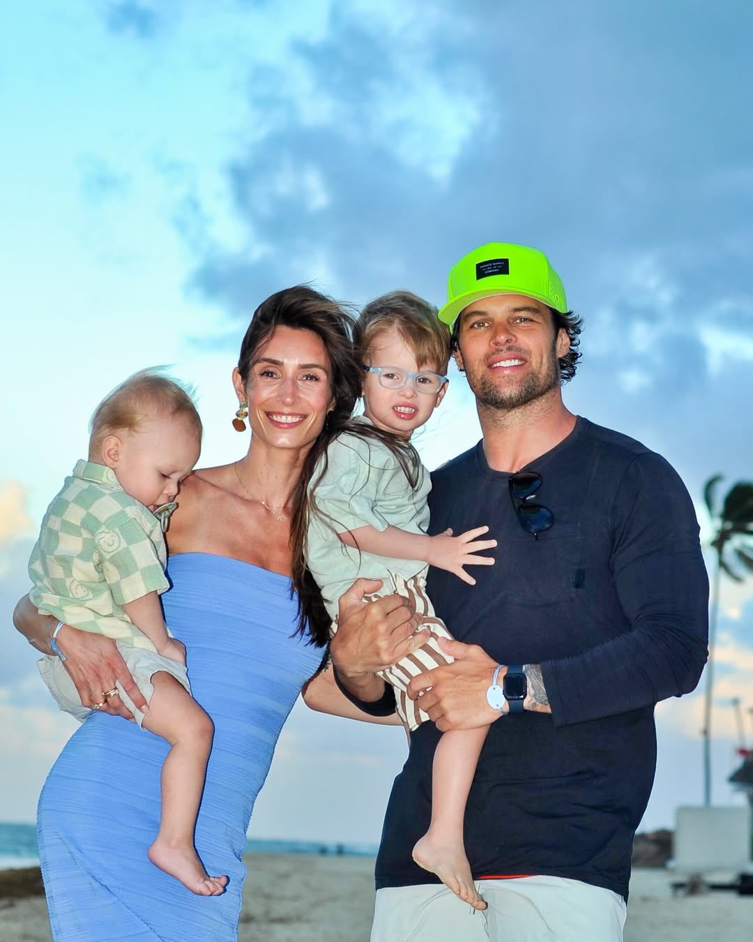Astrid Loch, Kevin Wendt and their two kids