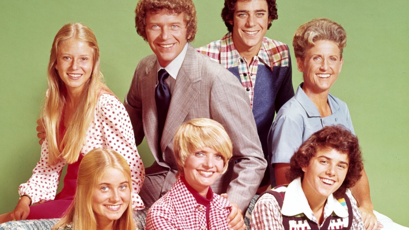 BRADY BUNCH, M Lookinland, S Olsen, M McCormick, F Henderson, C Knight, E Plumb, R Reed, B Williams, A Davis, 1969-1974, family portrait