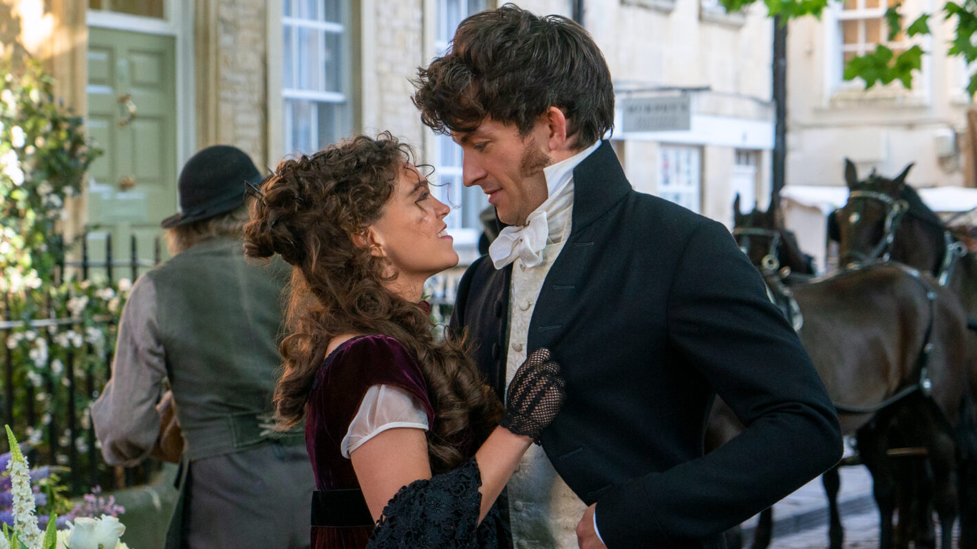 Sabrina Bartlett and Jonathan Bailey in 'Bridgerton' Season 1