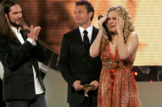 Singer Carrie Underwood (R) is named the new American Idol by host Ryan Seacrest