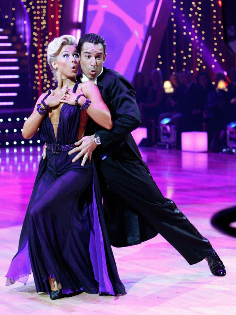 Julianne Hough and Helio Castroneves on 'Dancing With the Stars'