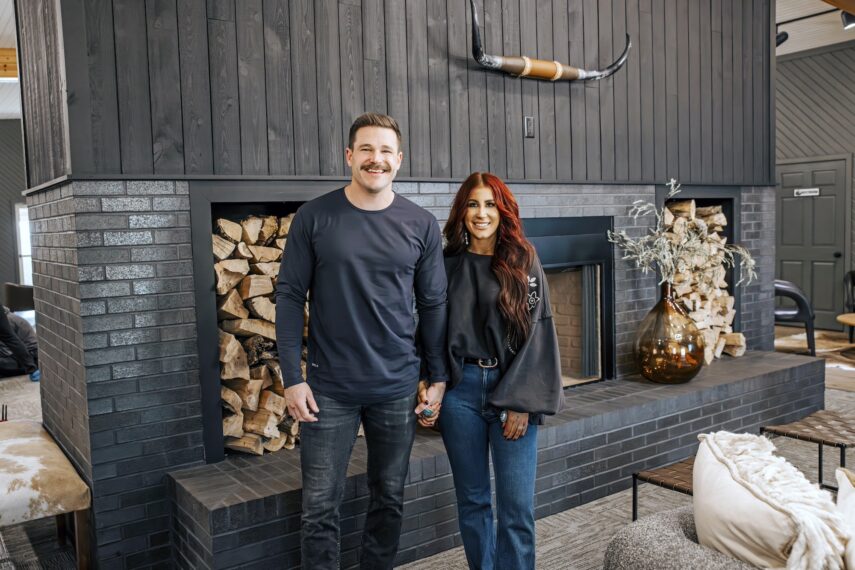 Chelsea and Cole DeBoer on Down Home Fab