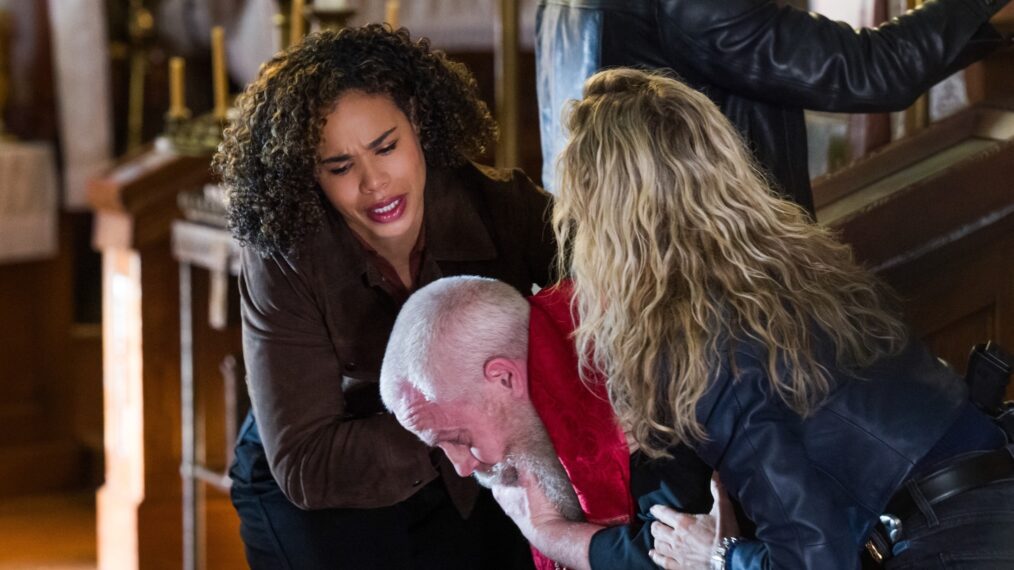 Roxy Sternberg as Special Agent Sheryll Barnes and Shantel VanSanten as Special Agent Nina Chase — 'FBI: Most Wanted' Series Finale 