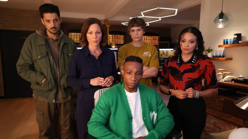 Karan Oberoi as Dahn, Kelli Williams as Margaret, Arlen Escarpeta as Zeke, Parker Daniel Queenan as Jamie, Gabrielle Walsh as Lacey — 'Found' Season 2 Episode 17 