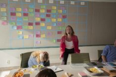 Hannah Einbinder screaming in 'Hacks' Season 4