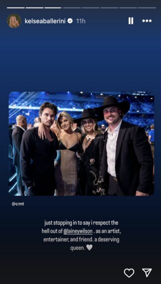 Kelsea Ballerini Instagram Stories update about Lainey Wilson