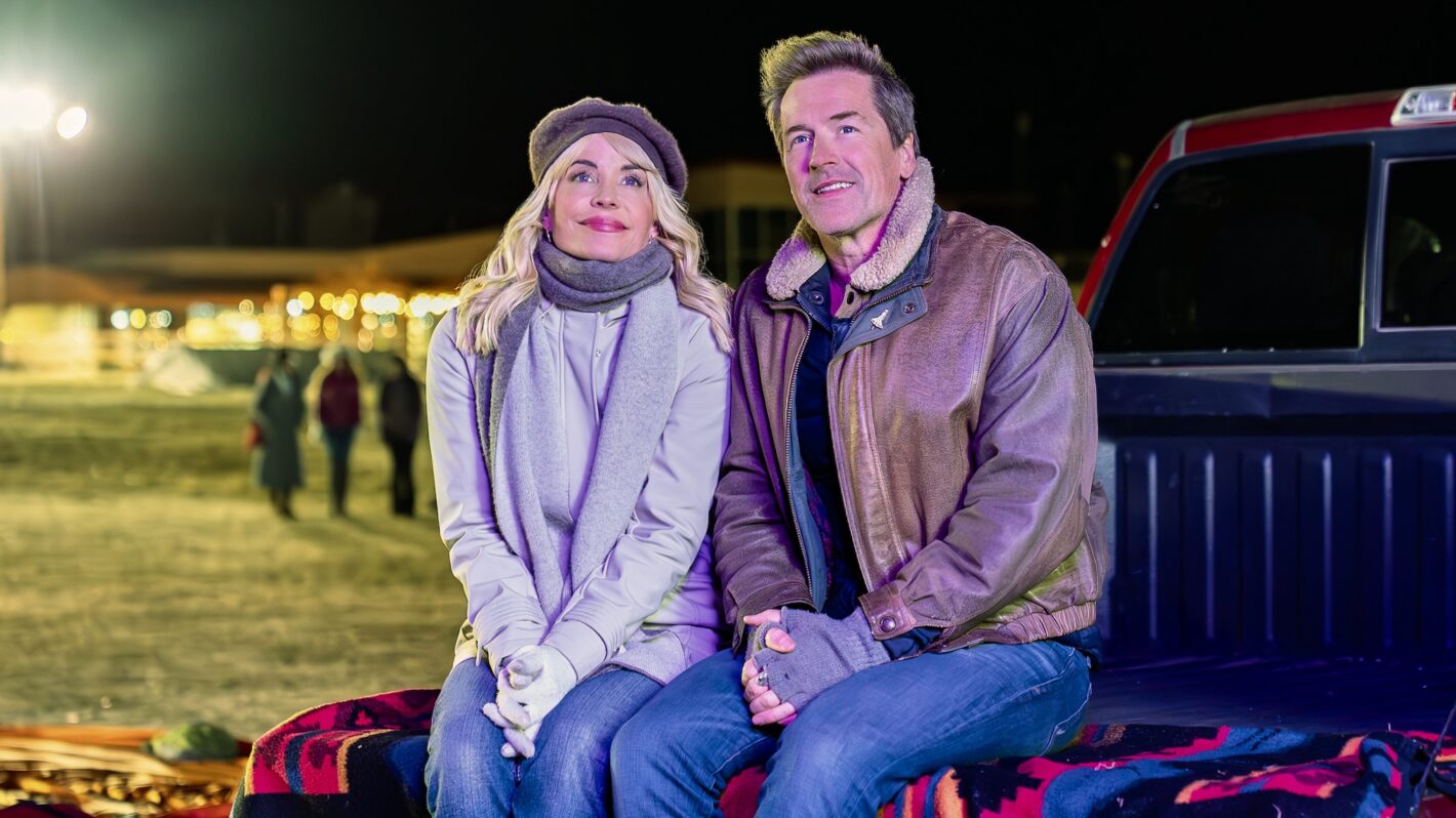 McKenzie Westmore and Paul Greene in 'Love in the Clouds'