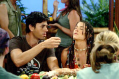 Enrique Iglesias and Cobie Smulders in How I Met Your Mother - 'We're Not From Here'