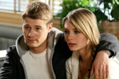 Benjamin McKenzie and Mischa Barton in The O.C. - Season 3