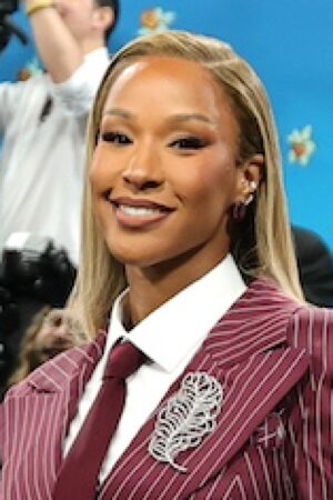 Savannah James Headshot