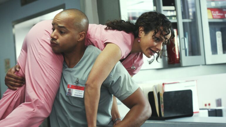 Donald Faison and Judy Reyes in 'Scrubs'