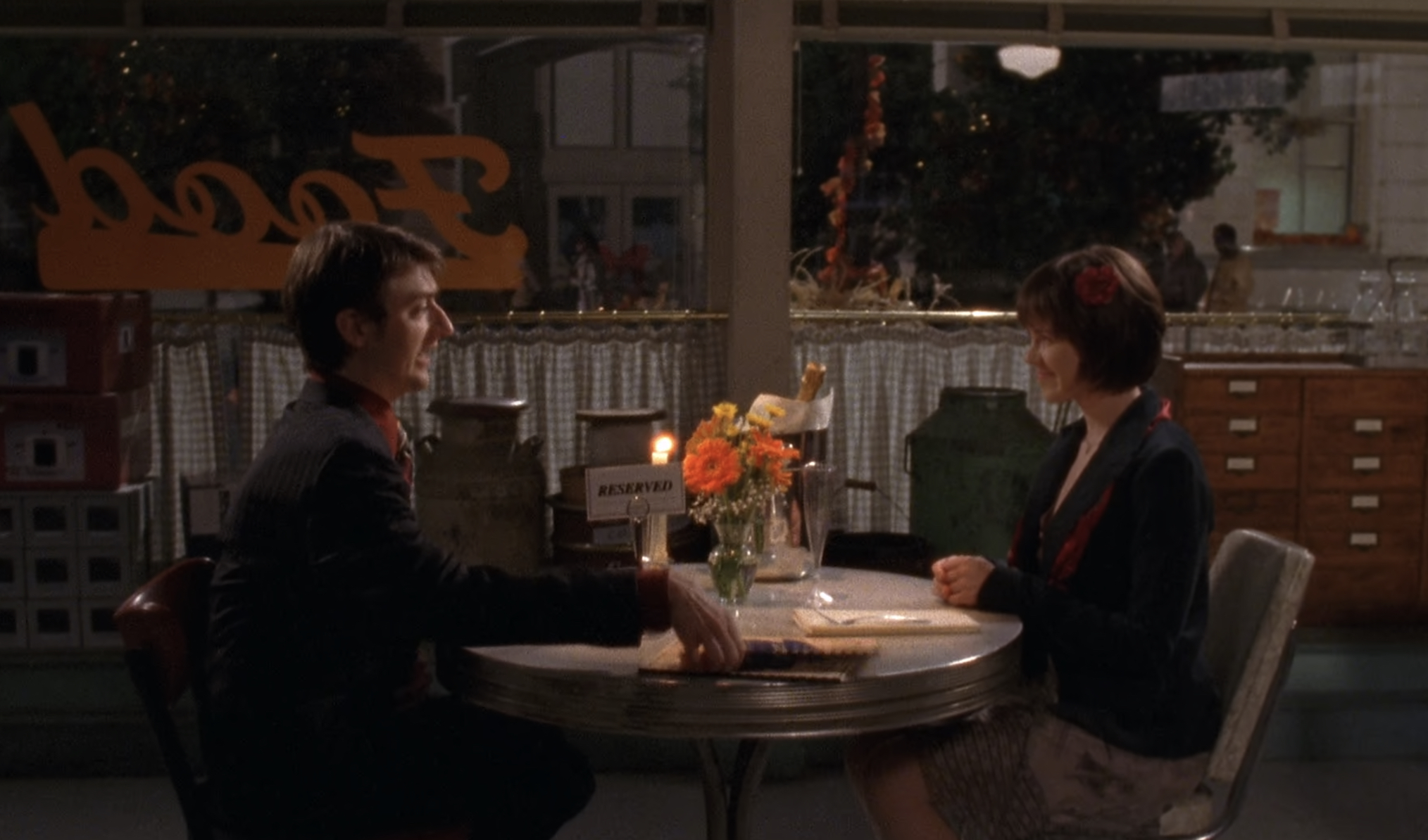 Sean Gunn and Rini Bell in 'Gilmore Girls'