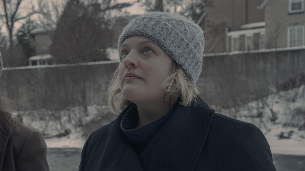 Alexis Bledel as Emily and Elisabeth Moss as June in 'The Handmaid's Tale' series finale