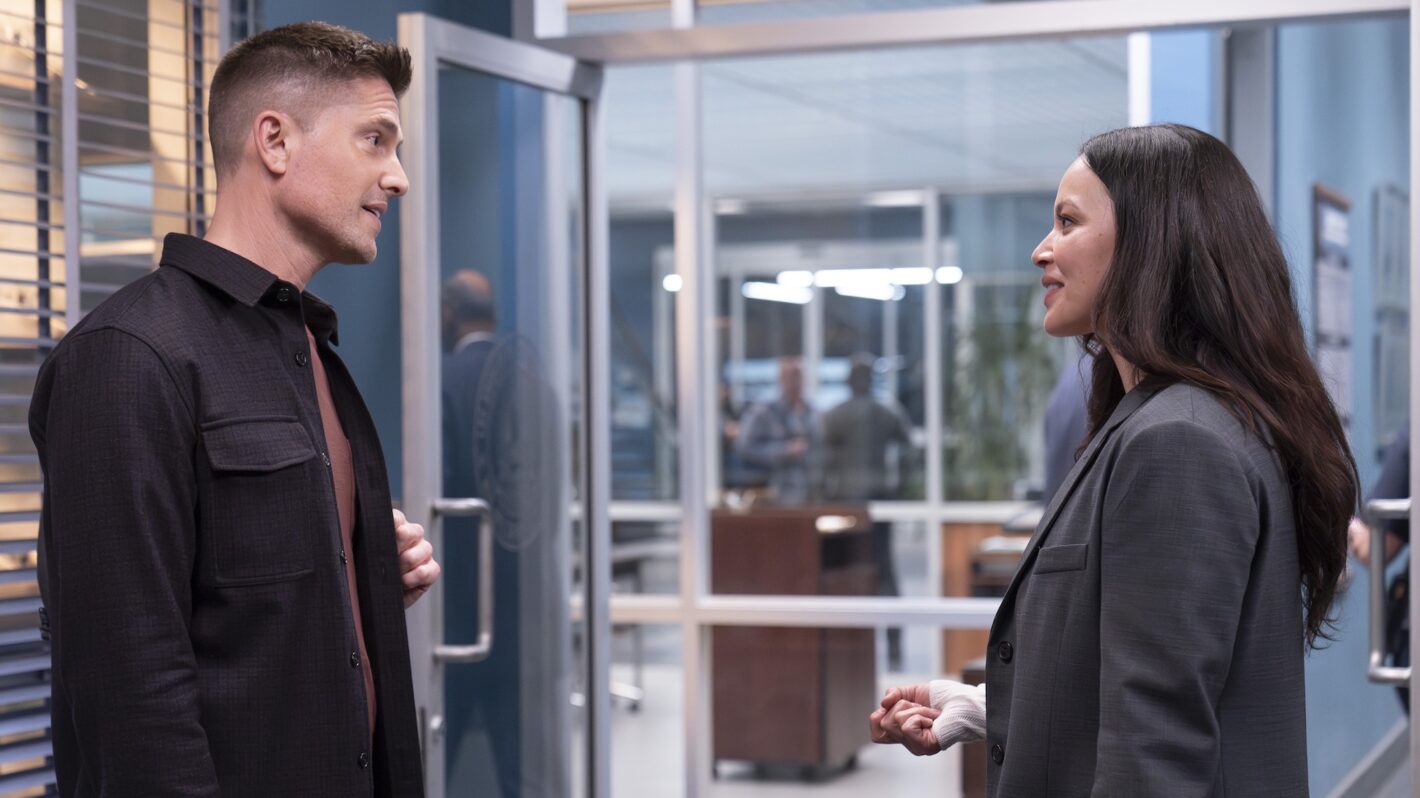 Eric Winter as Tim, Melissa O'Neil as Lucy — 'The Rookie' Season 7 Finale 