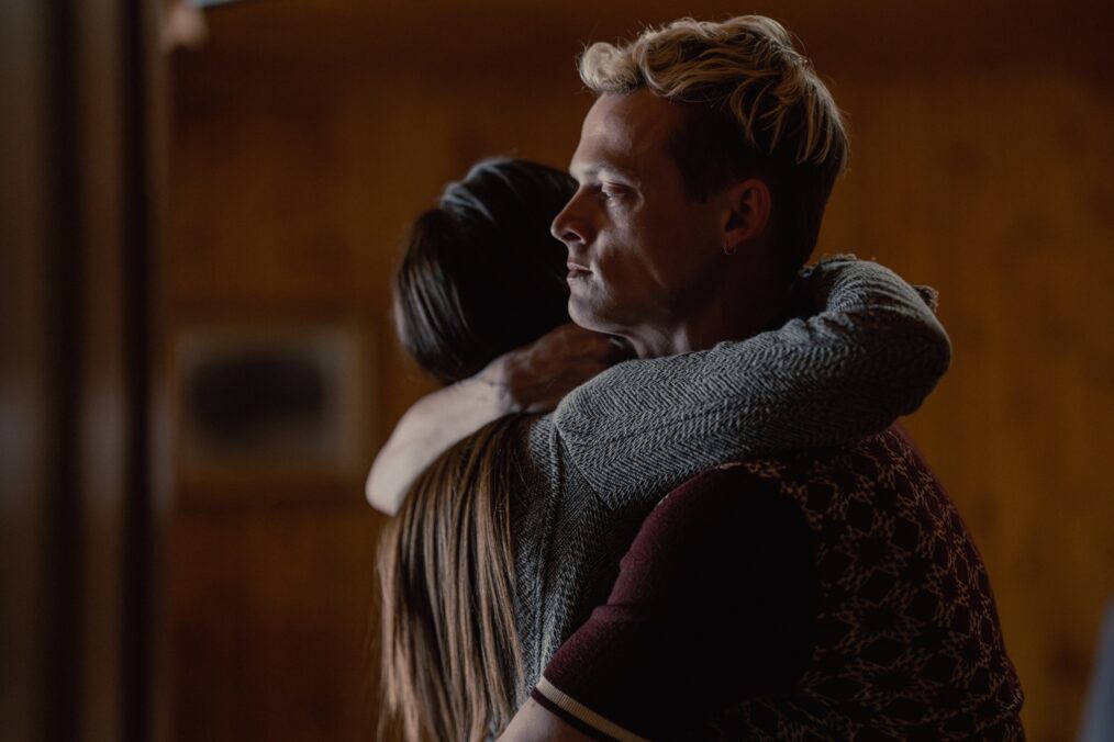 L-R Lara Pulver as Bella Harrigan and Anson Boon as Eddie Harrigan in MOBLAND, episode 10, season 1, Streaming on Paramount+ 2025. Photo Credit: Luke Varley/Paramount+