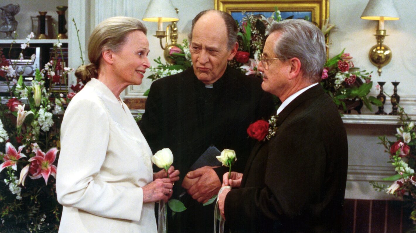 Bonnie Bartlett, Earl Boen, William Daniels in Boy Meet World - 'State of the Unions'