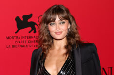 Ella Purnell attends the 2024 Armani Beauty dinner photocall at Arsenale on August 31, 2024 in Venice, Italy