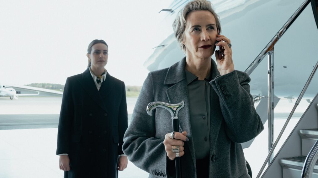 Janet Mcteer as Kat McAllister in Mobland - episode 9, season 1 - 'Beggars Banquet'