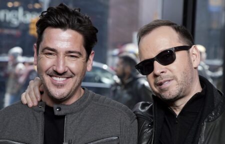 Jonathan Knight and Donnie Wahlberg visit 