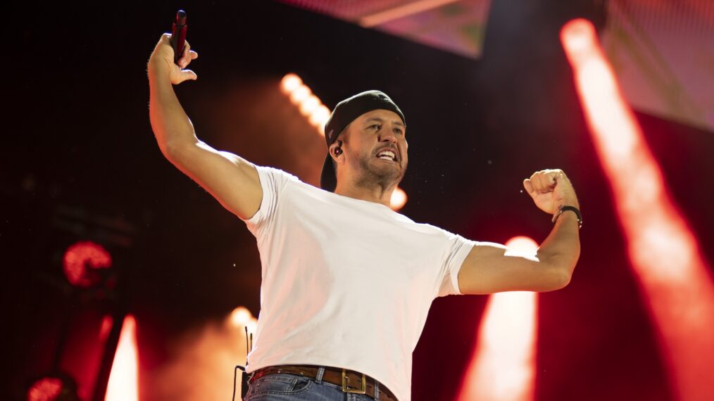 Luke Bryan performs at 'CMA Fest' 2025.