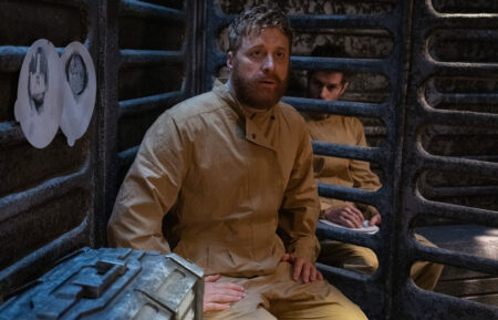 Alan Tudyk as Harry Vanderspeigle, Paul Piaskowski as Robert — 'Resident Alien' Season 4 Premiere