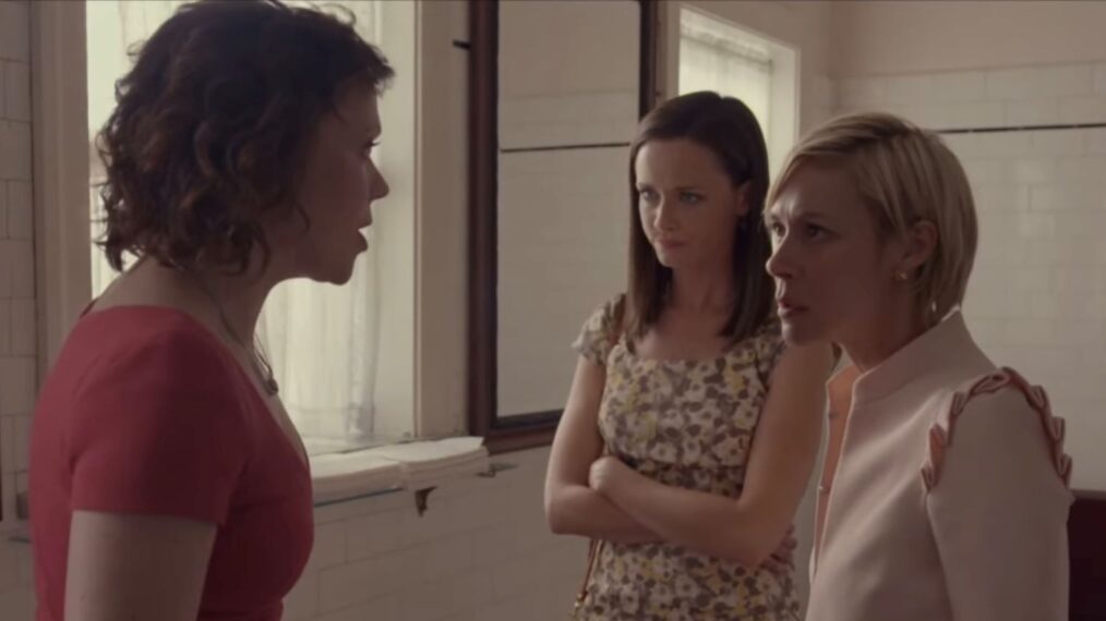 Alexis Bledel and Liza Weil face off their high school nemesis, Francy, in the Chilton bathroom