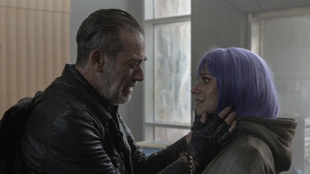 Jeffrey Dean Morgan as Negan, Hilarie Burton Morgan as Lucille in 'The Walking Dead: Dead City' Season 2 Episode 7
