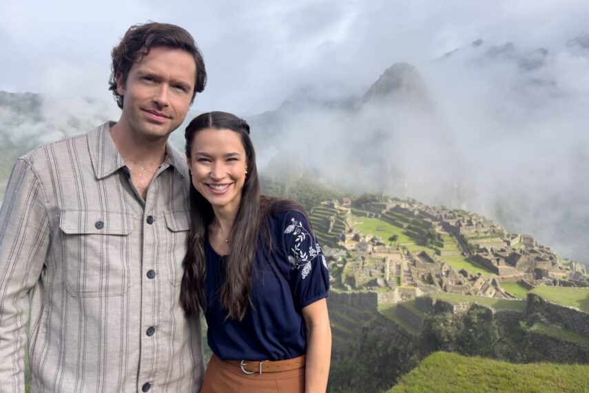 Rhiannon Fish and Alec Santos in 'A Machu Picchu Proposal'