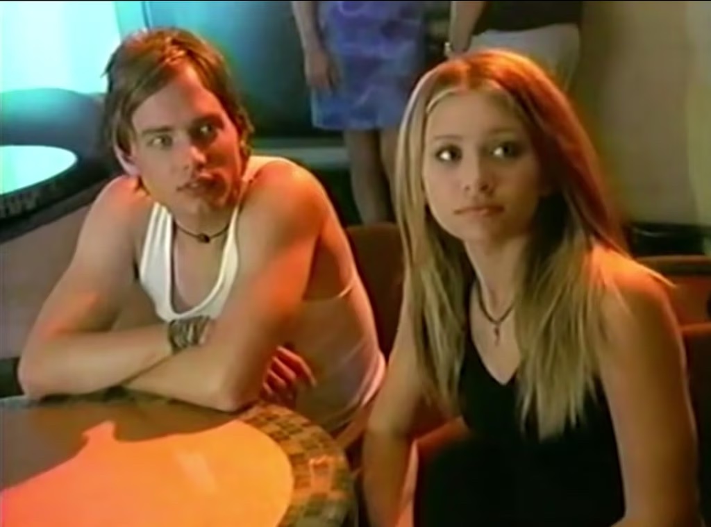 Ben Easter and Ashley Olsen in Holiday in the Sun