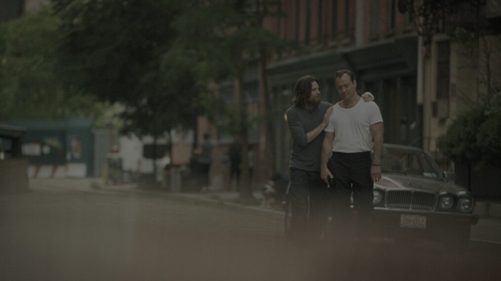 Jason Bateman as Vince, Jude Law as Jake — 'Black Rabbit' Season 1 Episode 3