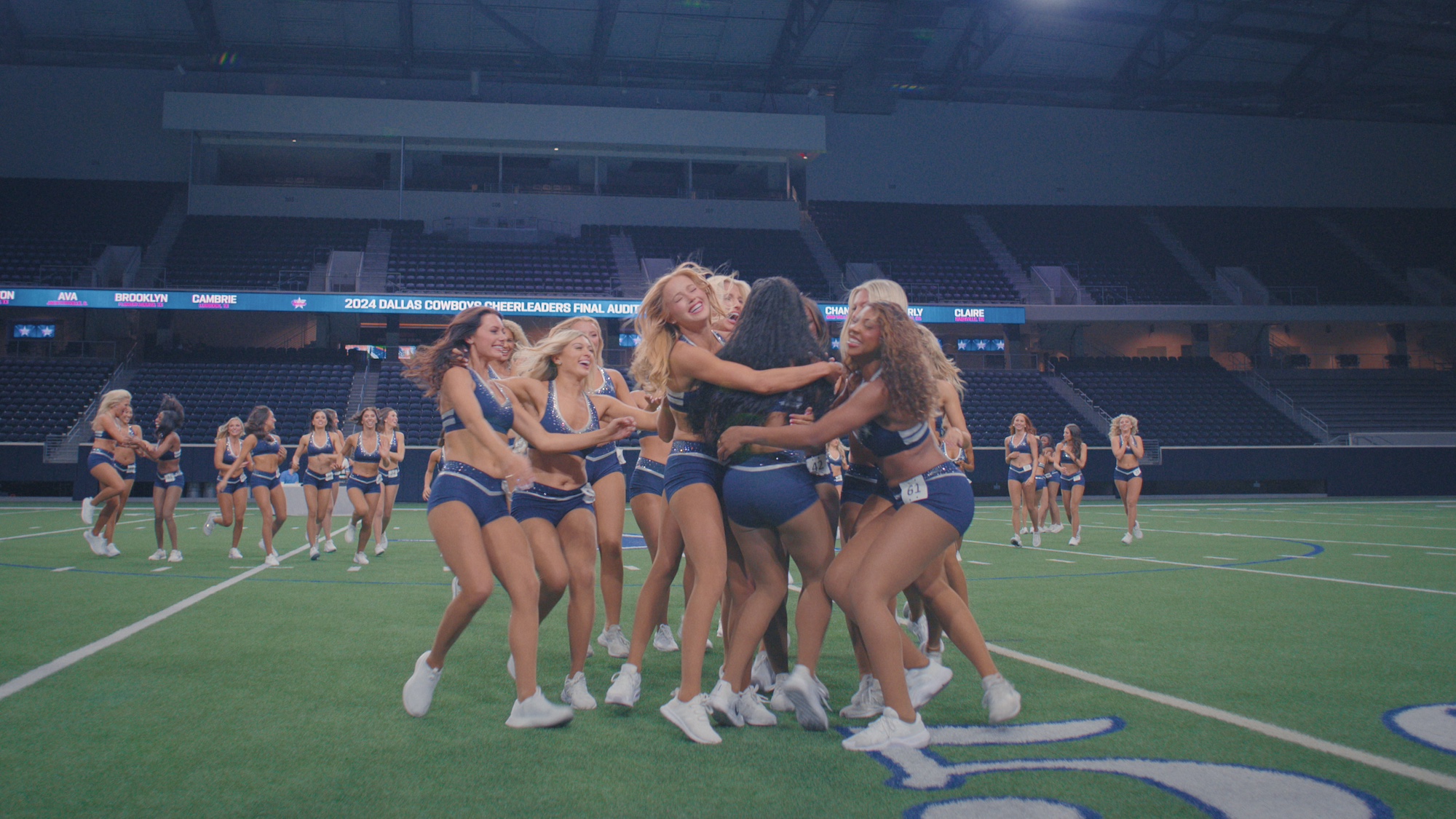 Dallas Cowboys Cheerleaders Salary 'America's Sweethearts' Reveals Pay
