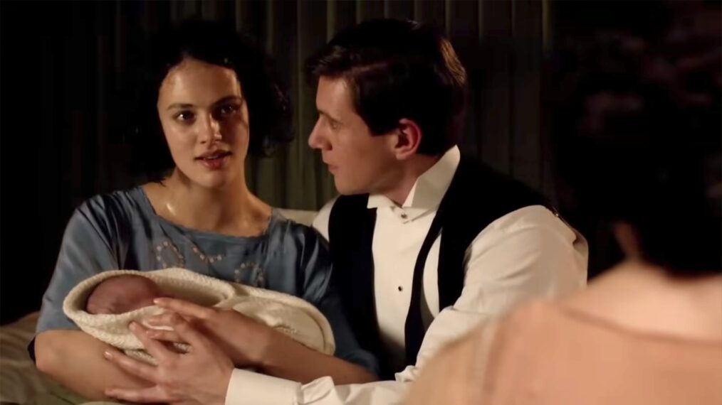 Jessica Findlay as Sybil and Allen Leech as Tom on 'Downton Abbey'