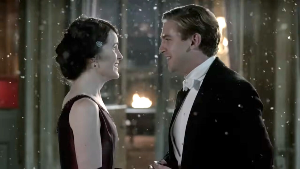 Michelle Dockery as Mary and Dan Stevens as Matthew on 'Downton Abbey'