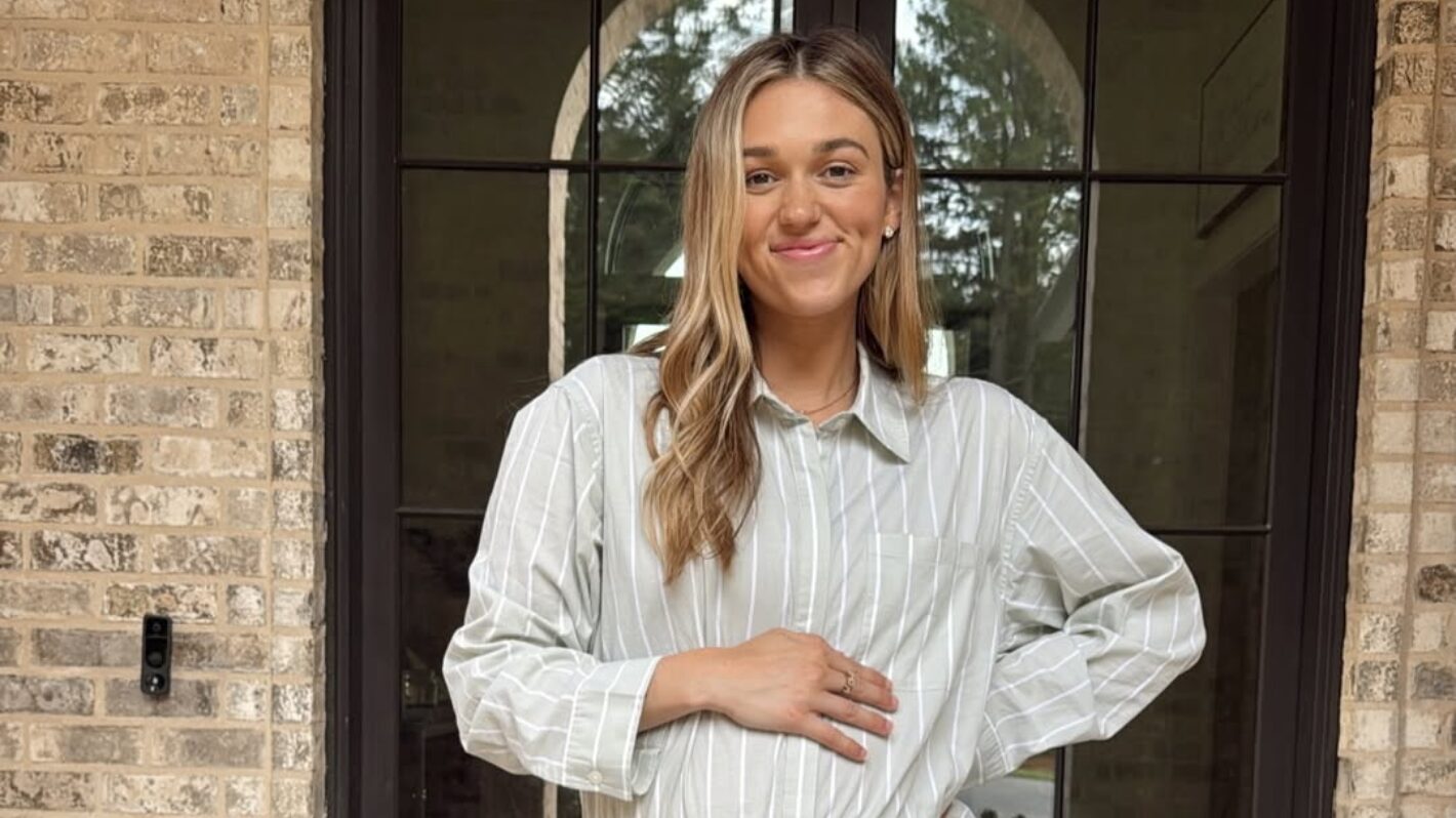 Sadie Robertson pregnant