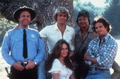 Rick Hurst, John Schneider, Catherine Bach, Ben Jones, and Tom Wopat on Dukes