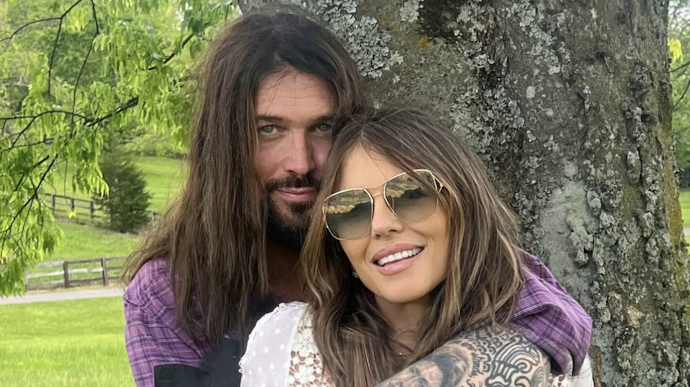 Elizabeth Hurley and Billy Ray Cyrus together